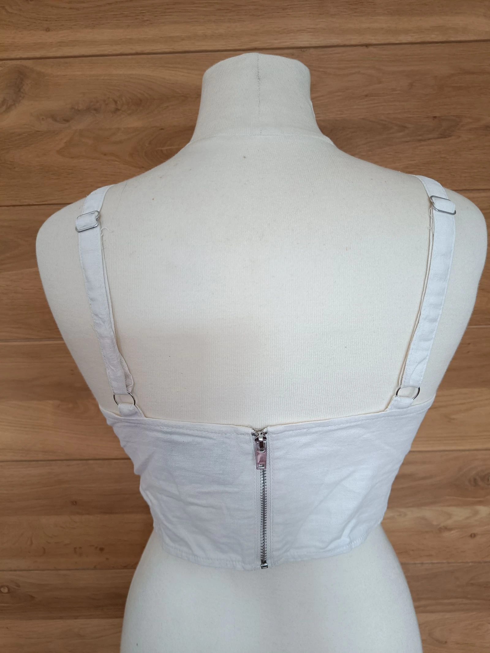 Top/corsé súper genial de Bershka, talla S – photo 4